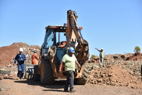 SONAMI cuestiona aumento de costos para pequeños productores mineros