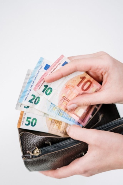 El 75% del presupuesto del Injuv se destinaba a sueldos mientras programas recibían solo el 10%