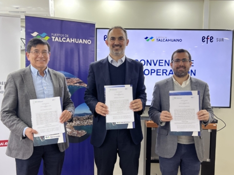 EFE Trenes de Chile y Puertos de Talcahuano firman convenio estratégico para potenciar el transporte ferroviario