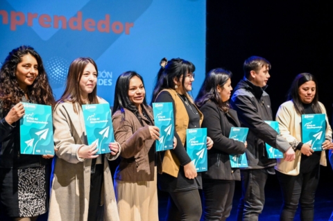 Emprendedores egresan con éxito del programa ''El viaje del micro emprendedor''