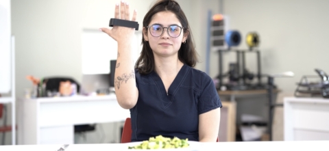 Huechuraba implementa laboratorio de ayudas técnicas con impresión 3D para personas con discapacidad