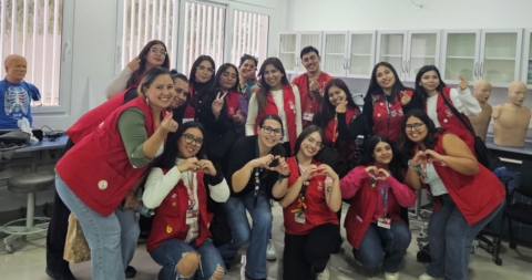 Voluntariado de Teletón Atacama recibe capacitación en reanimación cardiopulmonar Voluntariado de Teletón Atacama recibe capacitación en reanimación cardiopulmonar