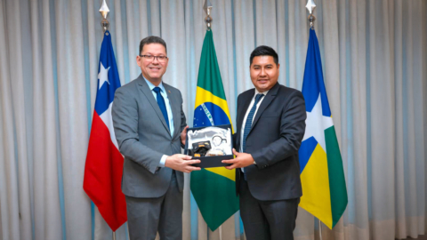 Gobernadores de Arica y Rondônia firman acuerdo de cooperación binacional