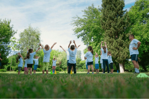 Niños y adolescentes con sobrepeso en Chile presentan menor condición física y mayor esfuerzo al ejercitarse Niños y adolescentes con sobrepeso en Chile presentan menor condición física y mayor esfuerzo al ejercitarse