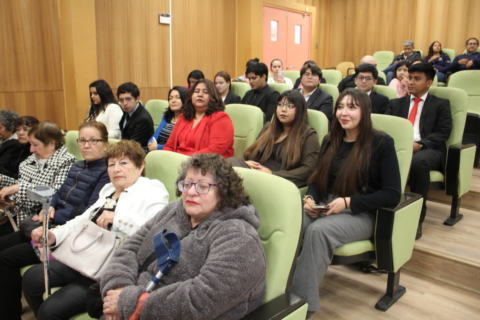 Estudiantes de Derecho apoyan a adultos mayores a través de Aprendizaje y Servicio Estudiantes de Derecho apoyan a adultos mayores a través de Aprendizaje y Servicio