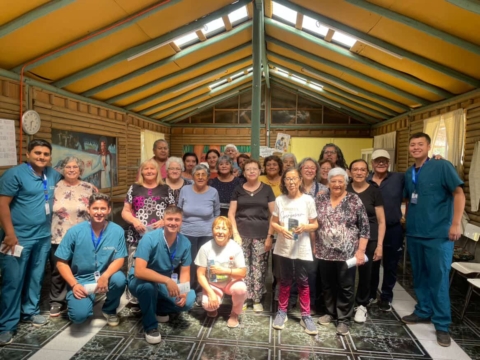 Estudiantes de Kinesiología realizan taller de prevención y promoción de salud para adultos mayores