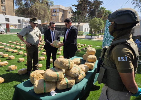 OS-7 y Fiscalía de Atacama incautan 275 kilos de marihuana y detienen a tres personas