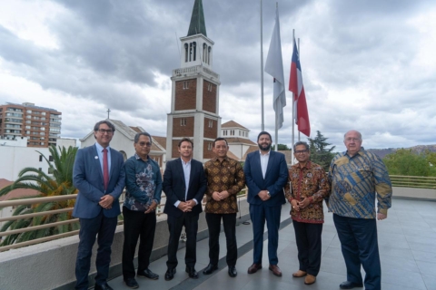 Gobernador del Maule y embajador de Indonesia abordan agenda de cooperación