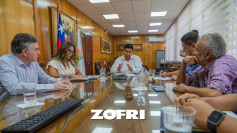 Autoridades y gremios de Arica cuestionan renovación anticipada de concesión de Zofri hasta 2050