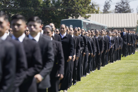 Más de 400 aspirantes inician formación en Gendarmería y 40 ingresan a escuela de oficiales