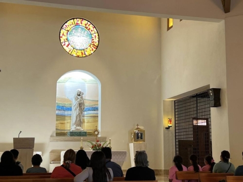 Santuario Santa Teresa de Los Andes realiza 24 horas de adoración por la paz mundial