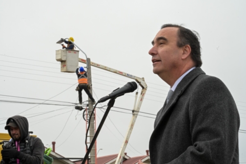 Inician recambio de más de 3 mil luminarias LED en Natales