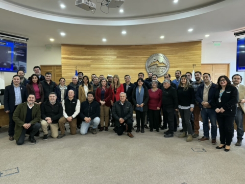 Sector comercio expone desafíos para el desarrollo regional en Aysén