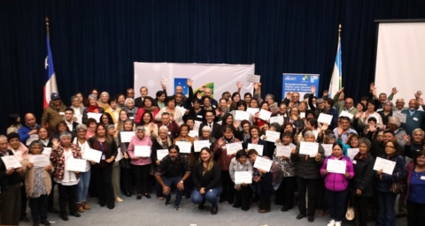 Programa digital capacita a 300 adultos mayores en la Región de Coquimbo
