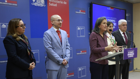 Salud presenta plan para iniciar tratamiento a más de 33 mil pacientes oncológicos en espera