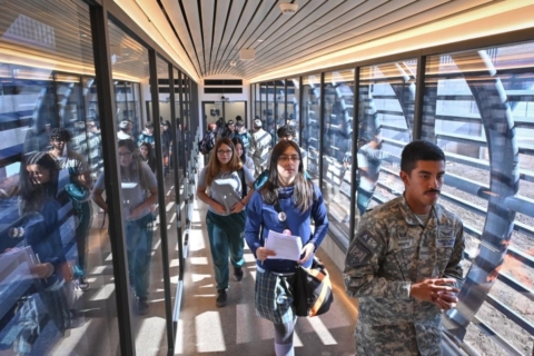 Estudiantes realizaron primera visita guiada al Centro Espacial Nacional en Cerrillos