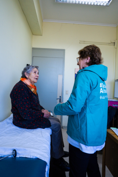Operativo neurológico público-privado realiza más de 100 atenciones en Hospital de Linares