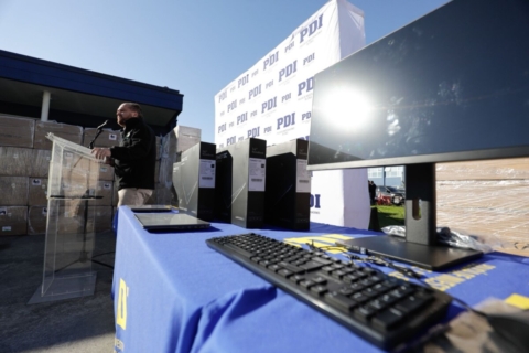GORE del Biobío entrega 455 computadores a la PDI para reforzar trabajo investigativo