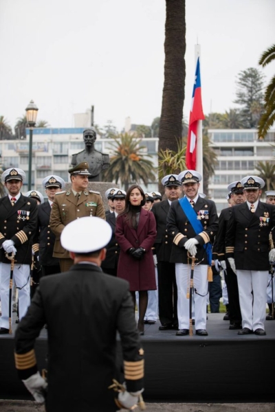 Alcaldesa de Viña del Mar destaca legado del 21 de Mayo durante desfile naval