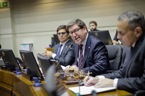 Gobierno presentó agenda para fortalecer la pequeña minería ante comisión del Senado