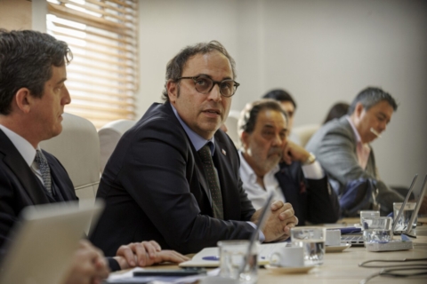 Gobierno instala mesa Pro Pyme para revisar carga tributaria