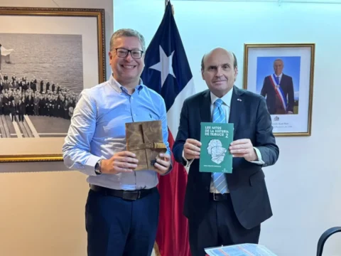 Alcalde de Temuco gestiona en Buenos Aires apoyo para operación 24 horas del paso Pino Hachado