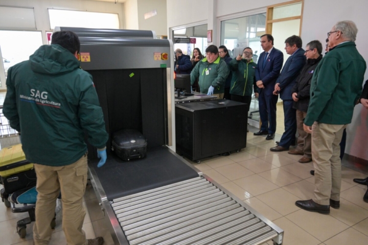 Nuevo escáner reforzará control fronterizo en aeropuerto de Punta Arenas