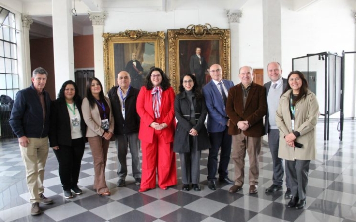 Santo Tomás y Municipalidad de Valparaíso inician nueva escuela para fortalecer emprendimientos de mujeres