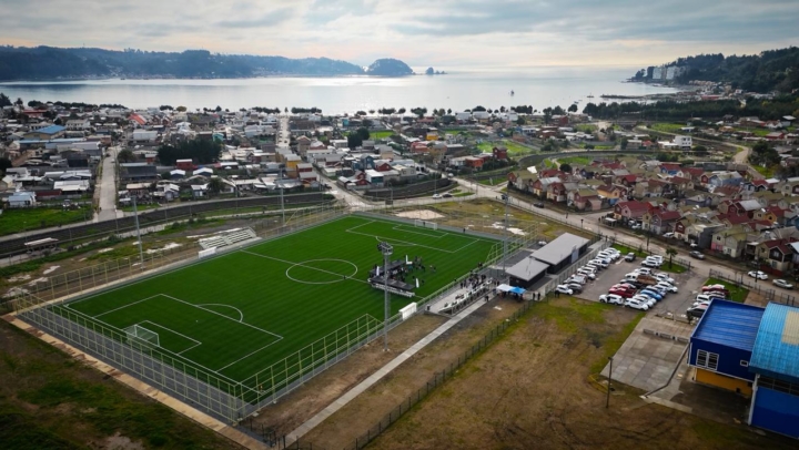 Dichato inaugura esperado estadio para la comunidad Dichato inaugura esperado estadio para la comunidad