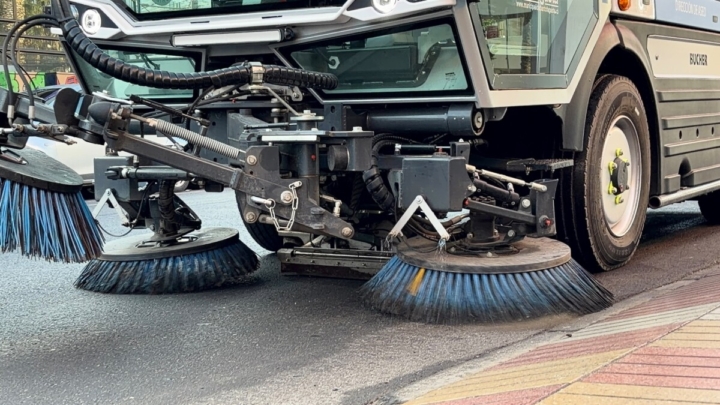 Antofagasta incorpora equipos para reforzar barrido en sus calles