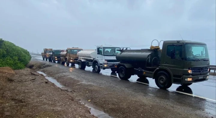 El Ejército llega con camiones aljibe a sectores de Coquimbo para entregar agua potable