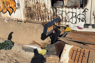 Retiran rucos y más de 18 toneladas de basura en Antofagasta