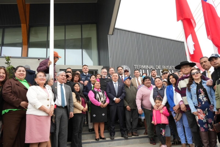 Nuevo terminal de buses de Hualpín beneficia a más de 4 mil personas