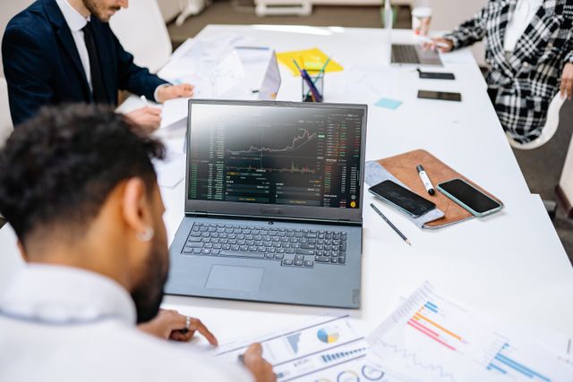 Tasas, Imacec y Permisología: Las claves para destrabar la reactivación económica