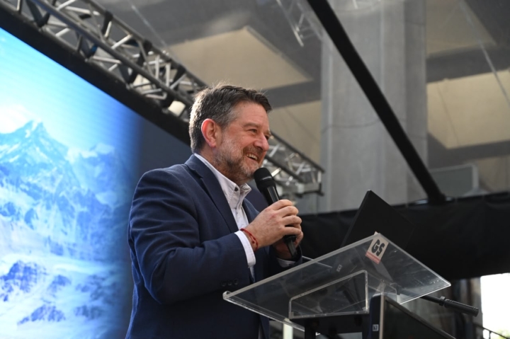 Región Metropolitana presenta iniciativa para fomentar educación, deporte y turismo de montaña