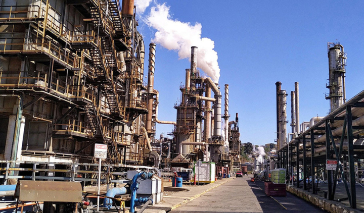SMA formula cuatro cargos contra ENAP Concón por incumplimientos ambientales