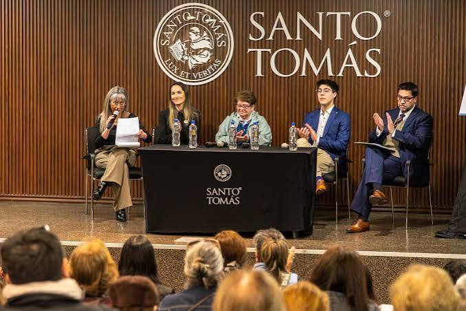Temuco ofrecerá asesoría jurídica gratuita a adultos mayores mediante convenio con U. Santo Tomás